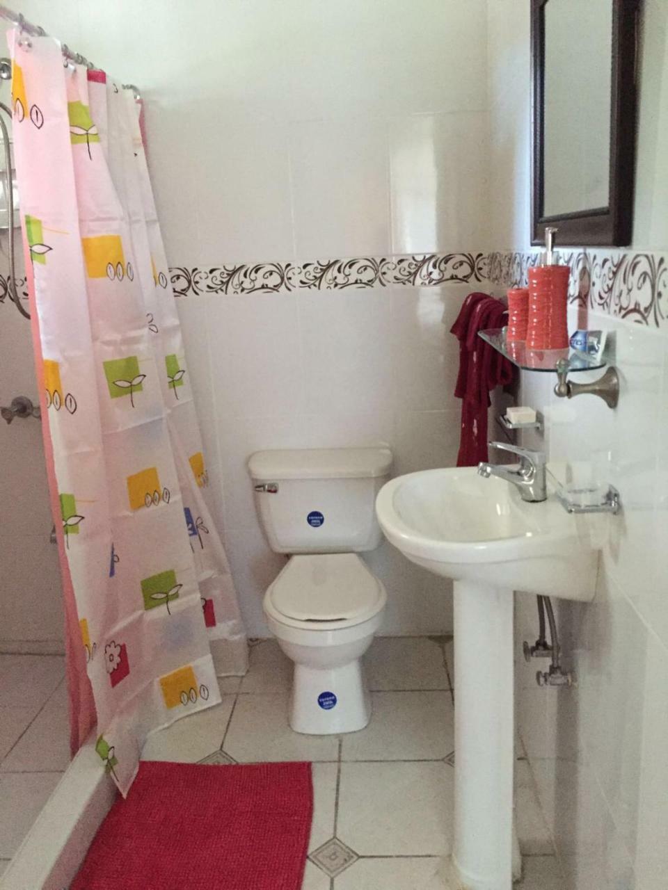Goldenview Guesthouse Ocho Rios Luaran gambar